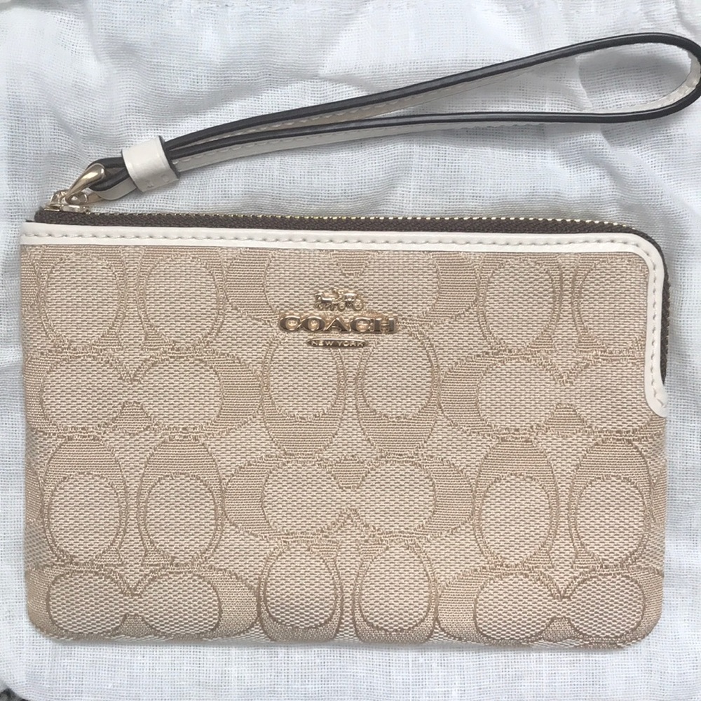 Coach clutch - Picture 2 of 5